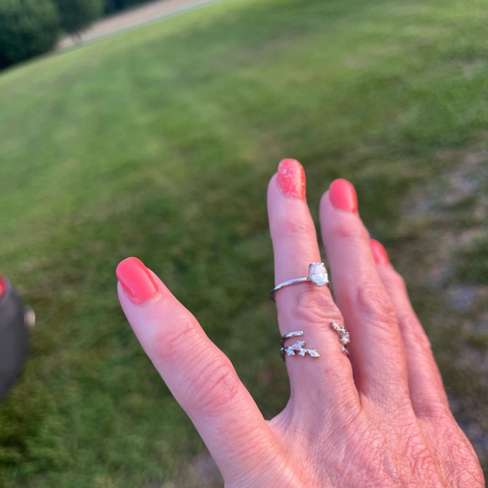 14 k white gold 1 carat oval diamond and Ring enhancer in Beautiful Moissanite! - Picture 10 of 13